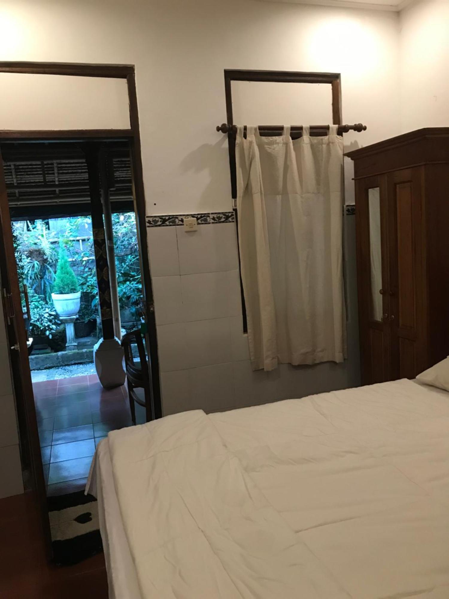 1Bd Guest House In Family Compound1, 15 Minute Walk To Yoga Barn 우붓 외부 사진